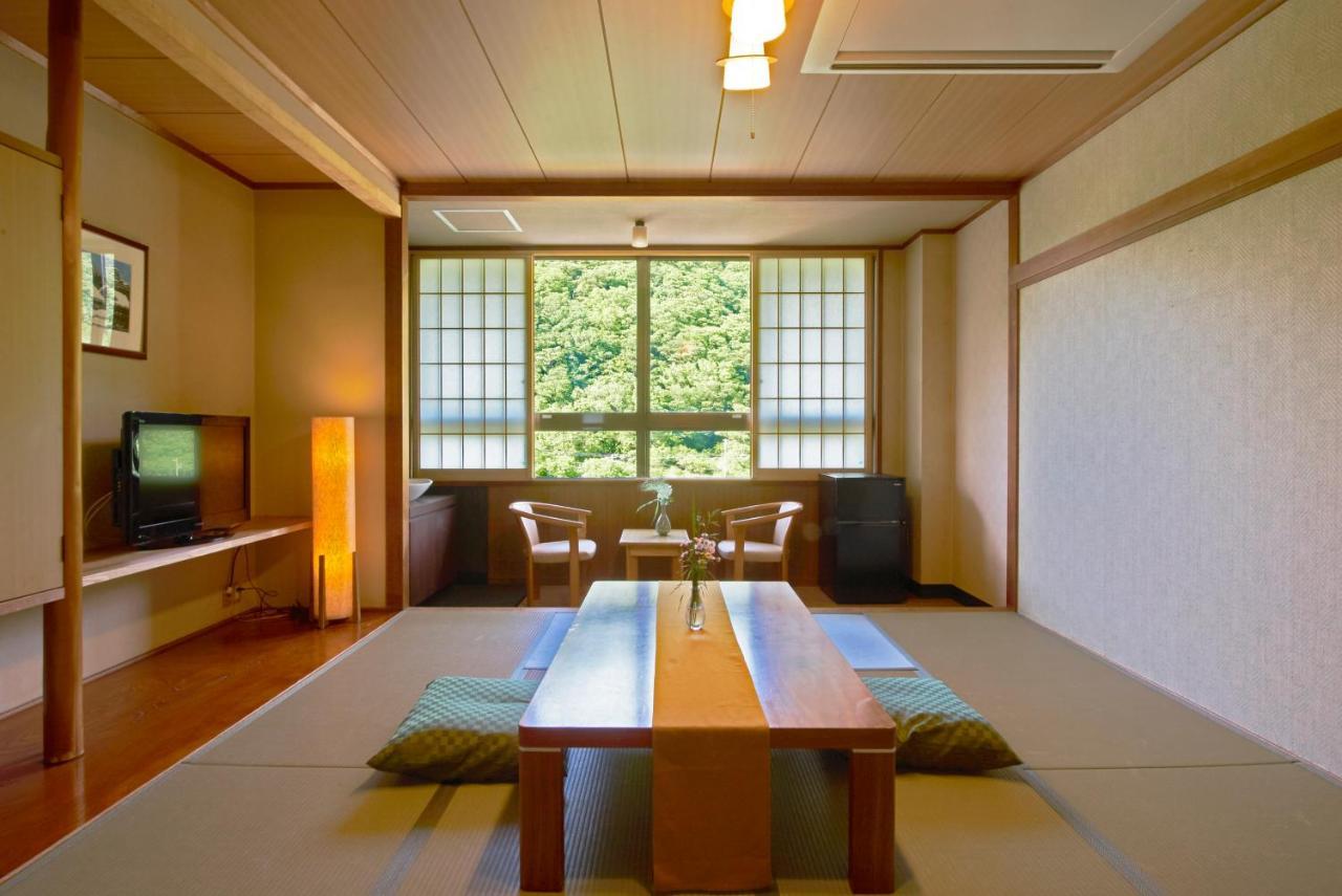 ホテル ゆとりろ磐梯熱海 郡山市 エクステリア 写真